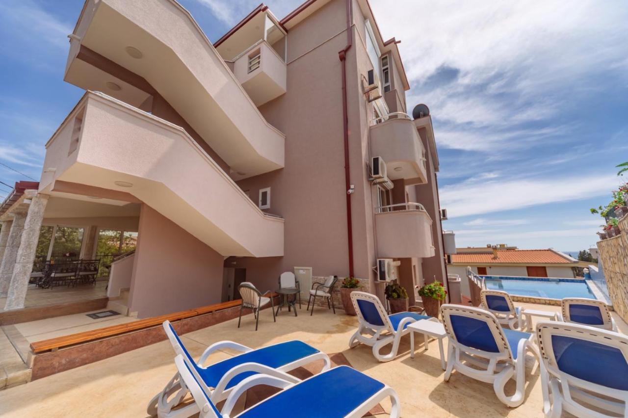 Ani Apartmani Dobra Voda Kültér fotó